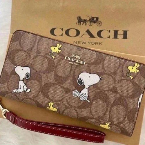 COACH x PEANUTS Snoopy & Woodstock Long Zip-Around Wallet – Khaki Signature Canvas CE705